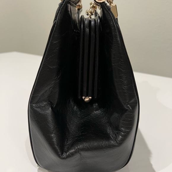 Coach Pleated handbag - like new - Picture 4 of 9